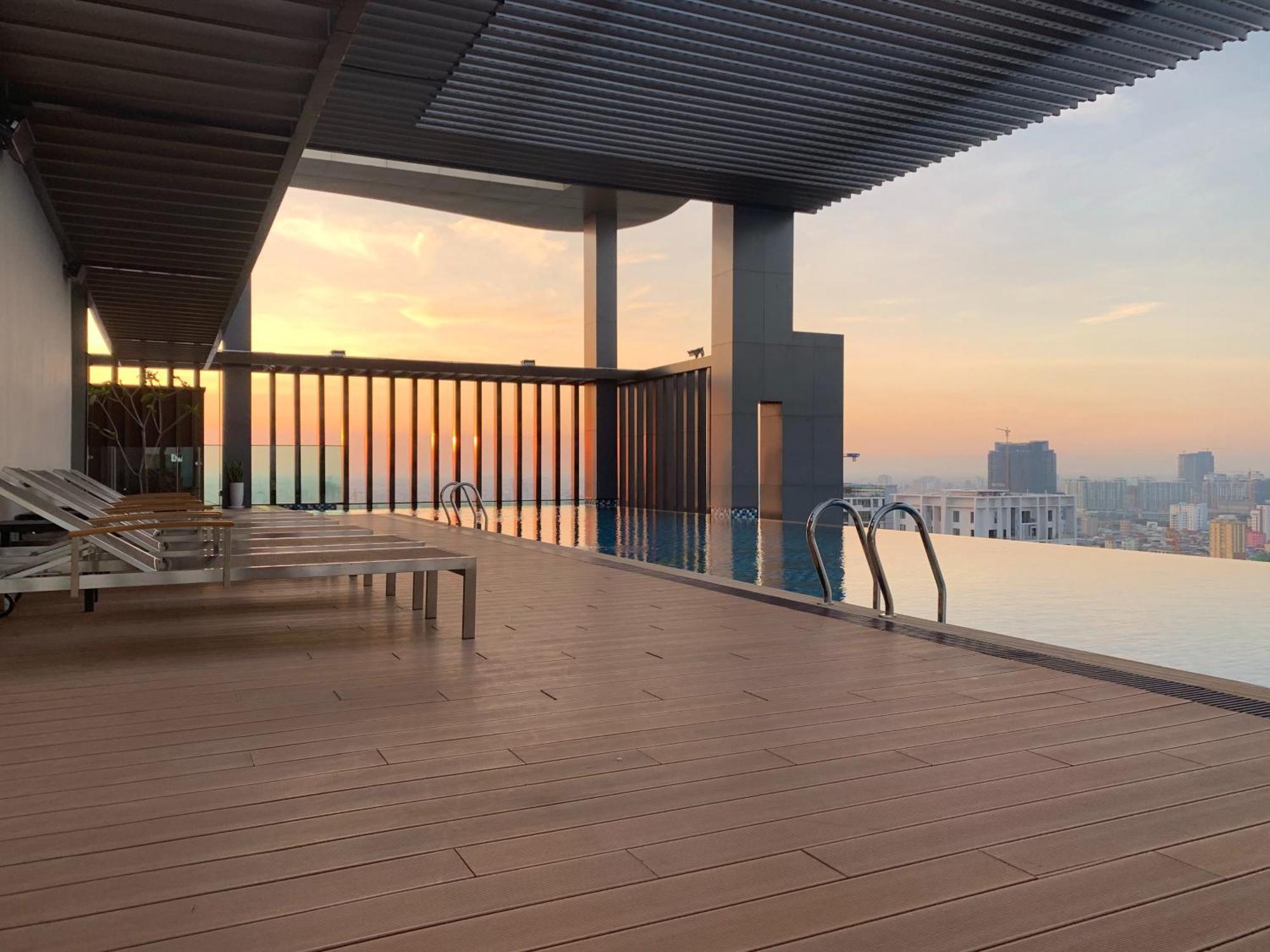 เดอะ วิว เซอร์วิซ เรสซิเดนซ์ Hotel พนมเปญ ภายนอก รูปภาพ